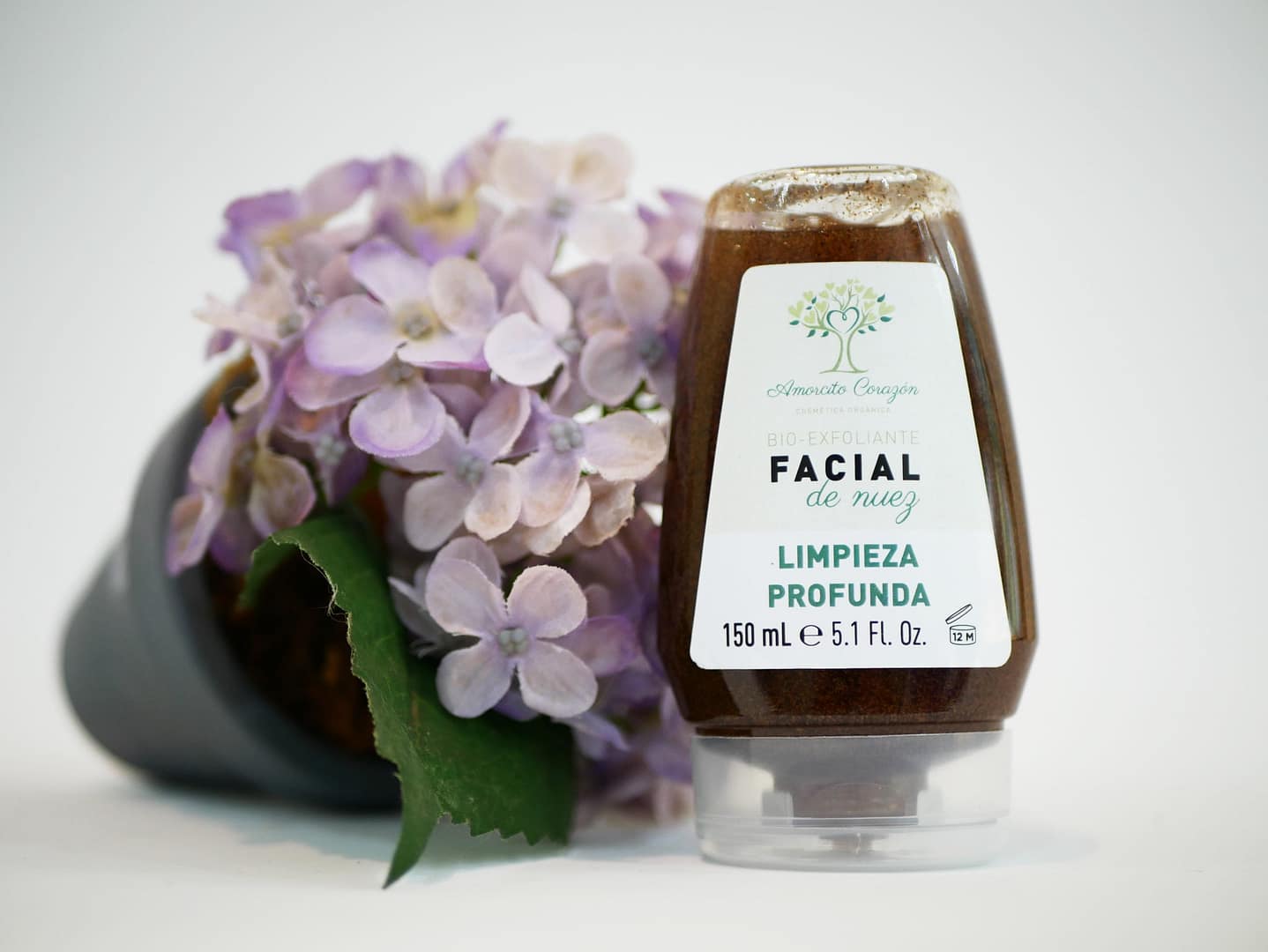 BIO-EXFOLIANTE FACIAL NUEZ