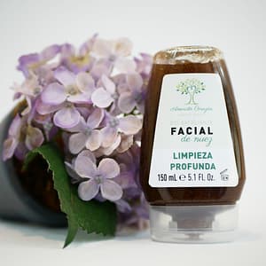 BIO-EXFOLIANTE FACIAL NUEZ